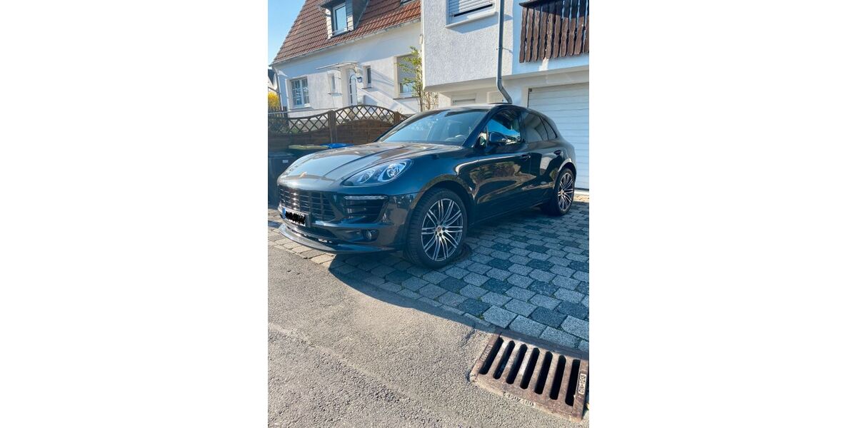 Porsche Macan 94.000 km 42.495 &euro; Dortmund 44227