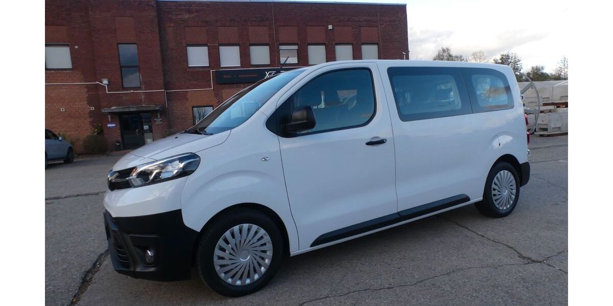 Toyota Proace (Verso) 102.824 km 23.950 &euro; Essen 45309