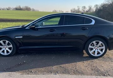Jaguar XF 254.000 km 7.990 &euro; Recklinghausen 45665