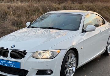 BMW 330 276.541 km 9.900 &euro; OER ERKENSCHWICK 45739