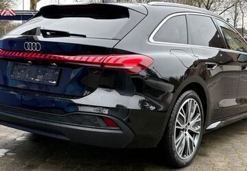 Audi A5 4.700 km 43.988 &euro; Gelsenkirchen OT Schalke-Nord 45881