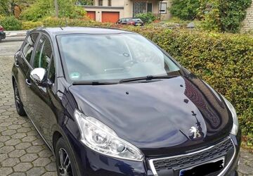 Peugeot 208 60.000 km 7.099 &euro; Dortmund 44287