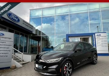 Ford Mustang Mach-E 8.900 km 38.990 &euro; Dülmen 48249