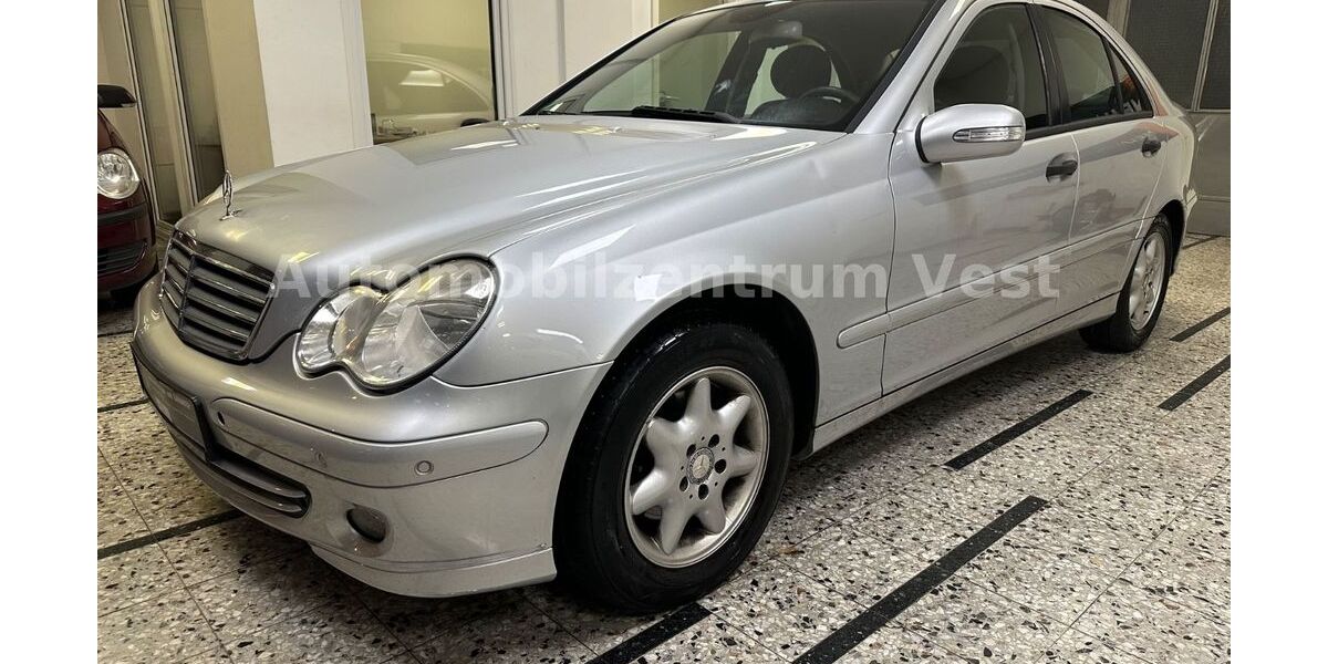 Mercedes-Benz C 220 349.000 km 2.980 &euro; Recklinghausen 45657