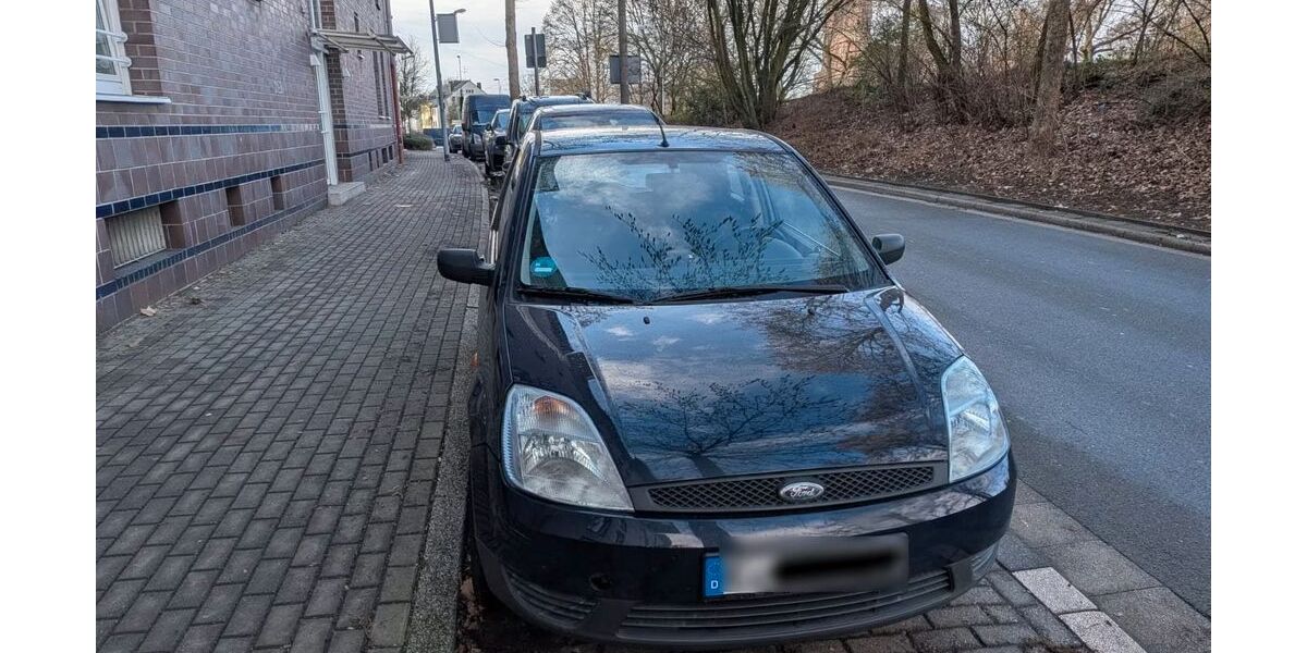 Ford Fiesta 129.341 km 1.100 &euro; Essen 45327