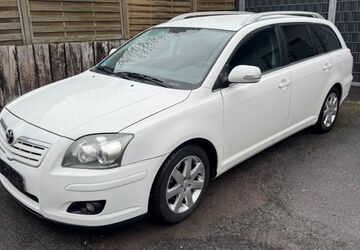 Toyota Avensis 349.530 km 1.900 &euro; Bochum 44807