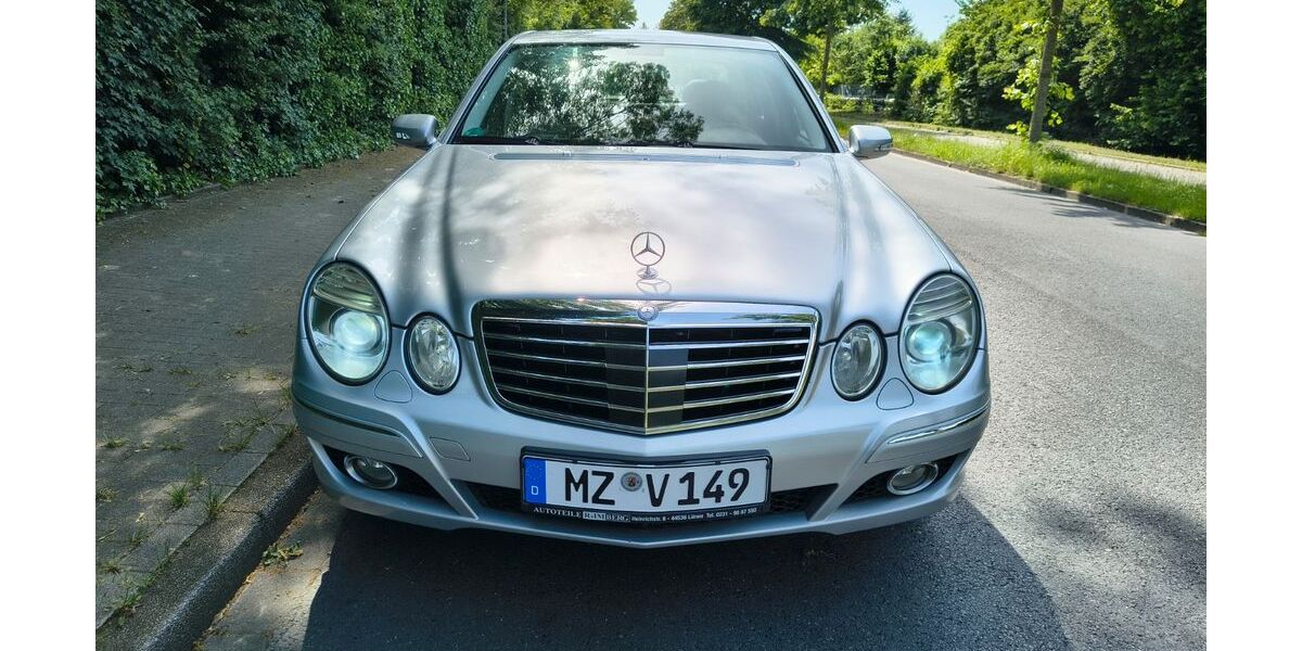 Mercedes-Benz E 320 242.000 km 7.000 &euro; Gelsenkirchen 45889