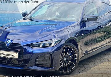 BMW i4 30.283 km 53.500 &euro; Mülheim an der Ruhr 45478