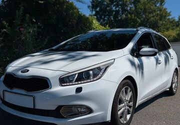Kia ceed / Ceed 135.953 km 6.000 &euro; Marl 45770
