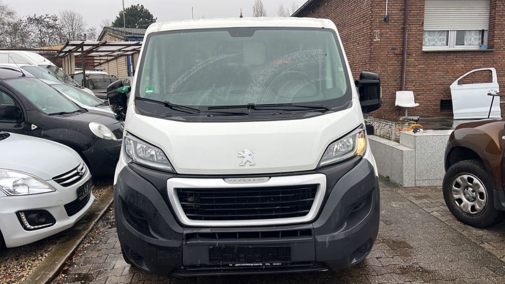 Peugeot Boxer 375.000 km 5.700 &euro; Bottrop 46238