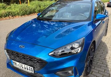 Ford Focus 90.000 km 15.400 &euro; Mülheim 45476