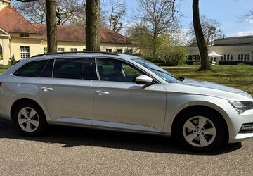 Skoda Superb 85.100 km 19.900 &euro; Mülheim an der Ruhr 45473