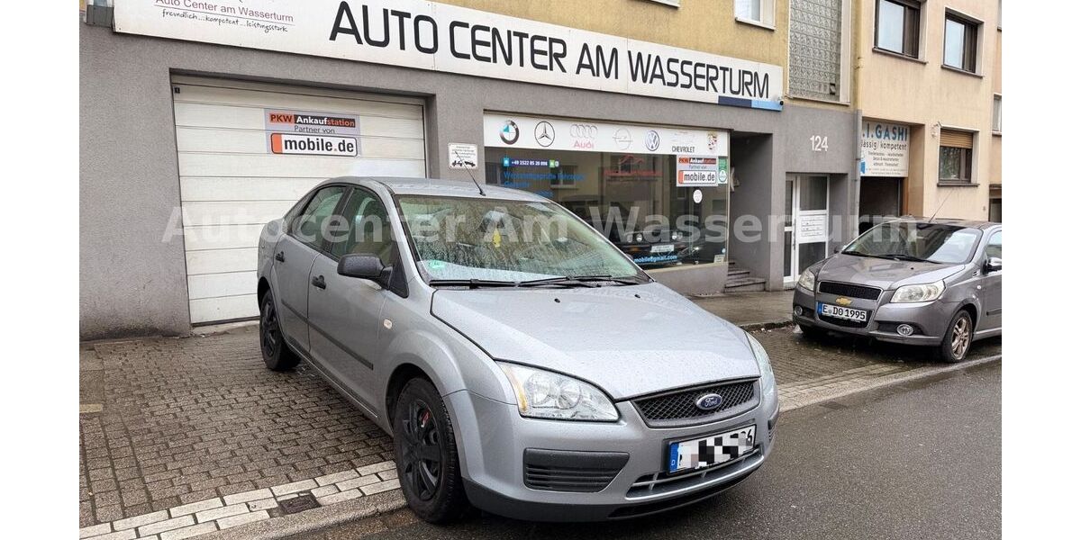 Ford Focus 130.000 km 2.490 &euro; Essen 45139