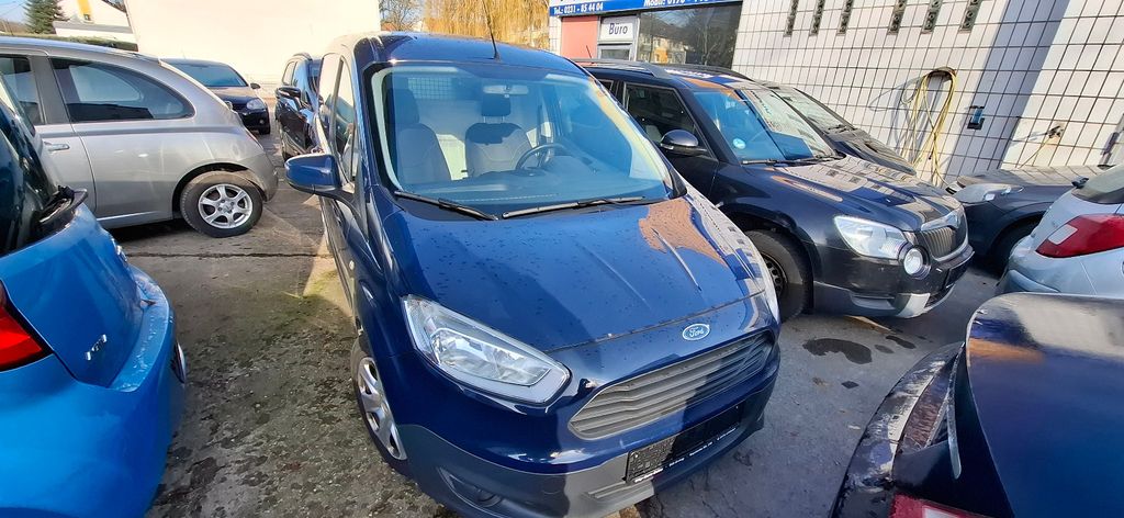 Ford Transit Courier 222.200 km 4.800 &euro; Dortmund 44339