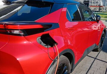 Toyota C-HR 15.000 km 35.750 &euro; Gelsenkirchen 45896