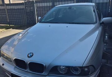 BMW 520 236.000 km 2.250 &euro; Oer-Erkenschwick 45739
