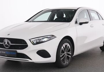 Mercedes-Benz A 250 11.613 km 32.885 &euro; Essen 45309