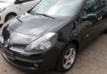 Renault Clio 176.000 km 2.690 &euro; Bochum 44809