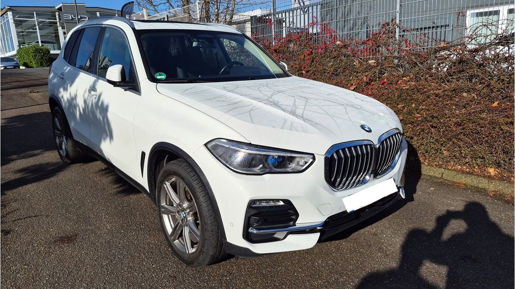 BMW X5 110.765 km 42.500 &euro; Essen 45141