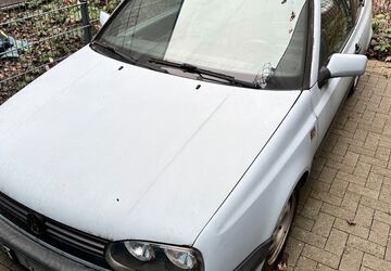 VW Golf 8.969 km 999 &euro; Oberhausen 46145