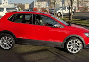 VW Polo 119.987 km 9.949 &euro; Essen 45327