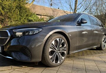 Mercedes-Benz E 300 21.400 km 45.600 &euro; Essen 45149