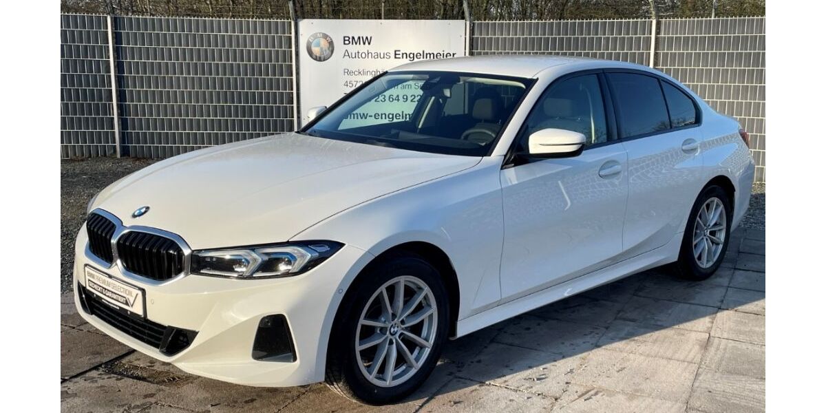 BMW 318 4.924 km 34.790 &euro; Haltern am See 45721