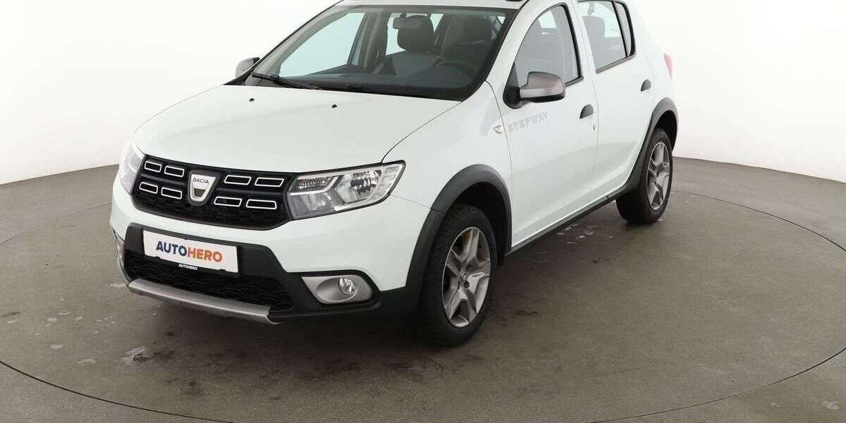 Dacia Sandero 71.663 km 9.050 &euro; Essen 45141