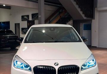 BMW 216 Active Tourer 88.000 km 14.800 &euro; Gelsenkirchen 45888
