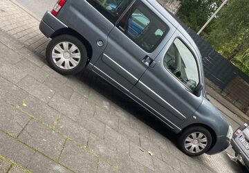 Citroen Berlingo 179.000 km 2.999 &euro; Mülheim an der Ruhr 45475