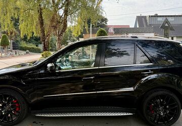 Mercedes-Benz ML 500 150.000 km 21.500 &euro; Gelsenkirchen 45897