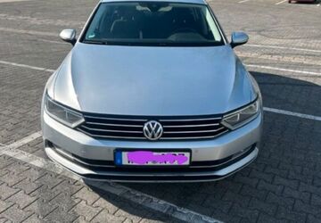 VW Passat Variant 296.000 km 10.599 &euro; Recklinghausen 45663