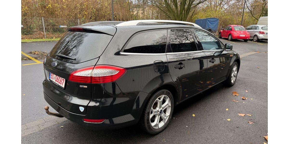 Ford Mondeo 269.854 km 2.999 &euro; Bochum OT Innenstadt 44809
