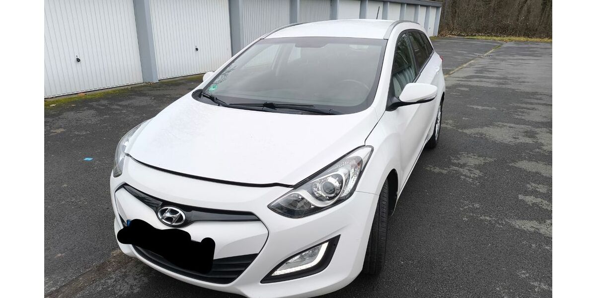 Hyundai i30 164.400 km 5.950 &euro; Castrop-Rauxel 44577
