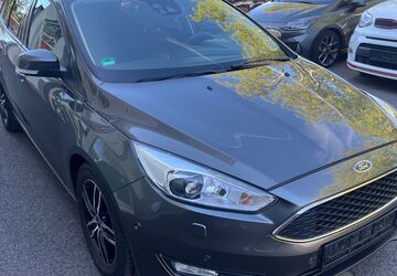 Ford Focus 81.000 km 10.999 &euro; Recklinghausen 45663