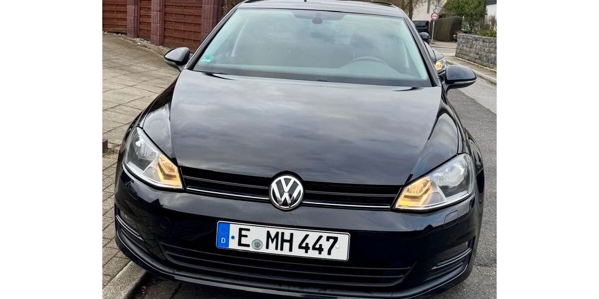 VW Golf 115.000 km 8.800 &euro; Essen 45357