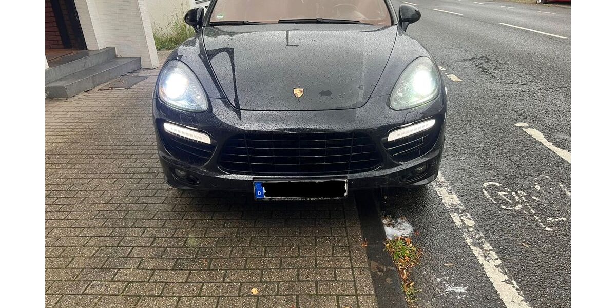 Porsche Cayenne 275.000 km 17.900 &euro; Herne 44623