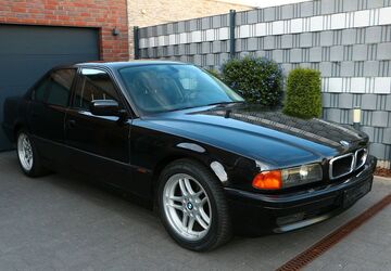 BMW 735 262.000 km 15.399 &euro; Lünen 44532