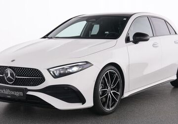 Mercedes-Benz A 180 11.428 km 32.950 &euro; Essen 45309