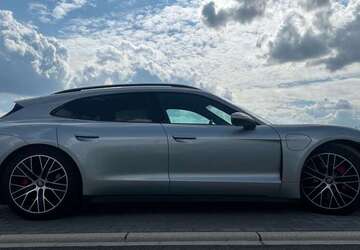 Porsche Taycan 21.900 km 72.500 &euro; Bochum 44803