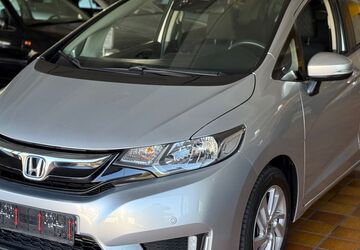 Honda Jazz 144.000 km 9.300 &euro; Oberhausen 46145