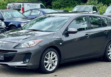 Mazda 3 89.643 km 7.990 &euro; Recklinghausen 45665