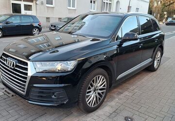 Audi Q7 86.000 km 38.990 &euro; Recklinghausen 45661