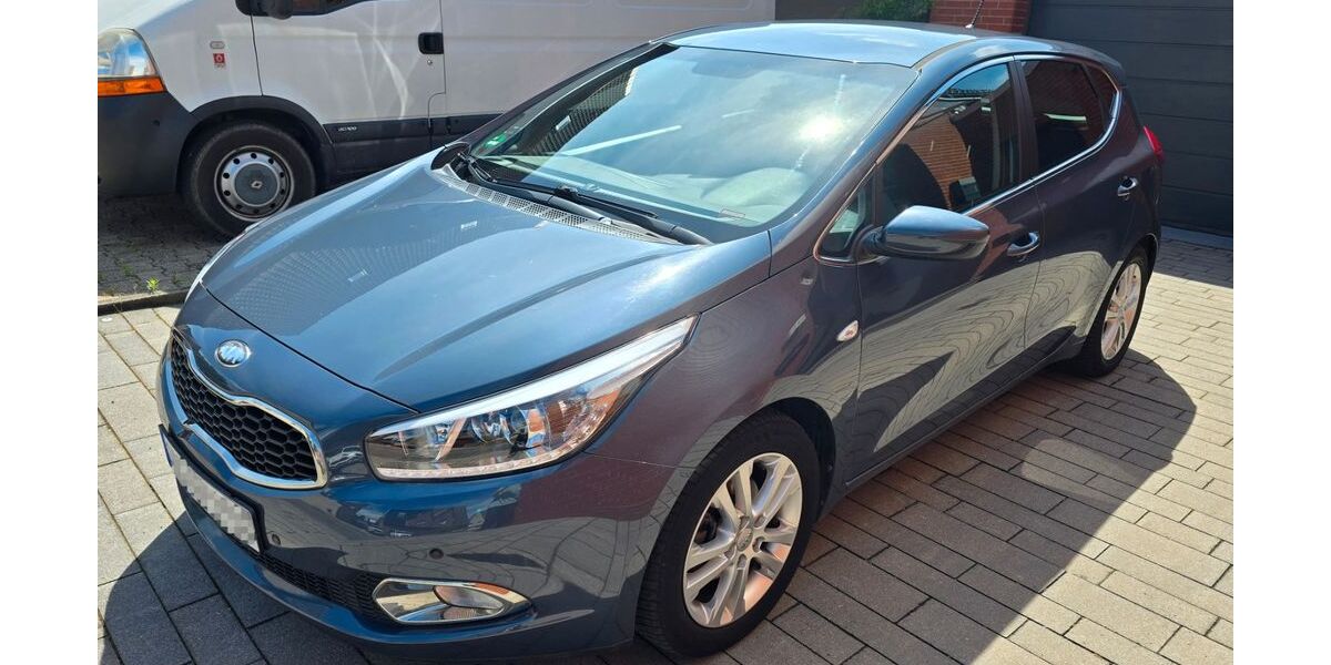 Kia ceed / Ceed 148.000 km 6.990 &euro; Selm 59379