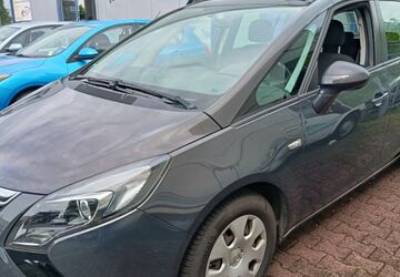Opel Zafira 156.000 km 6.999 &euro; Recklinghausen 45659