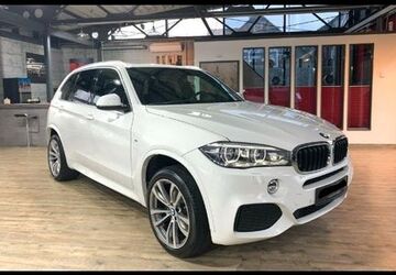 BMW X5 130.000 km 33.000 &euro; Recklinghausen 45661