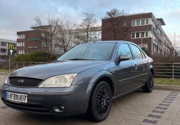 Ford Mondeo 184.000 km 2.900 &euro; Essen 45143