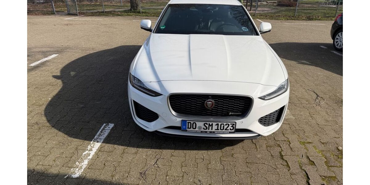 Jaguar XE 51.000 km 24.900 &euro; dortmund 44329