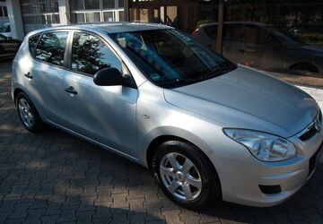 Hyundai i30 187.475 km 3.950 &euro; Gelsenkirchen 45899