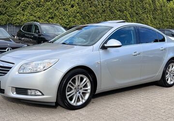 Opel Insignia 121.000 km 5.990 &euro; Recklinghausen 45659